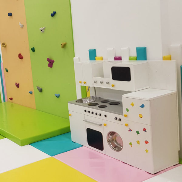 opremili smo i uradili igraonicu butik u nisu